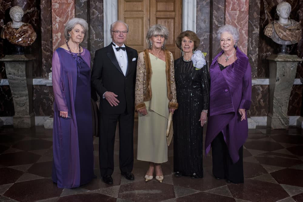 König Carl Gustaf und seine Schwestern