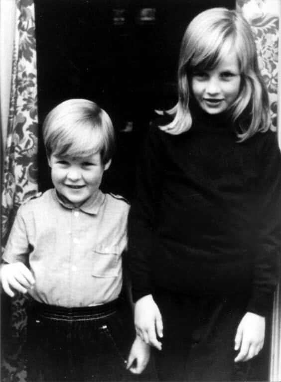 Prinzessin Diana und ihr Bruder Charles
