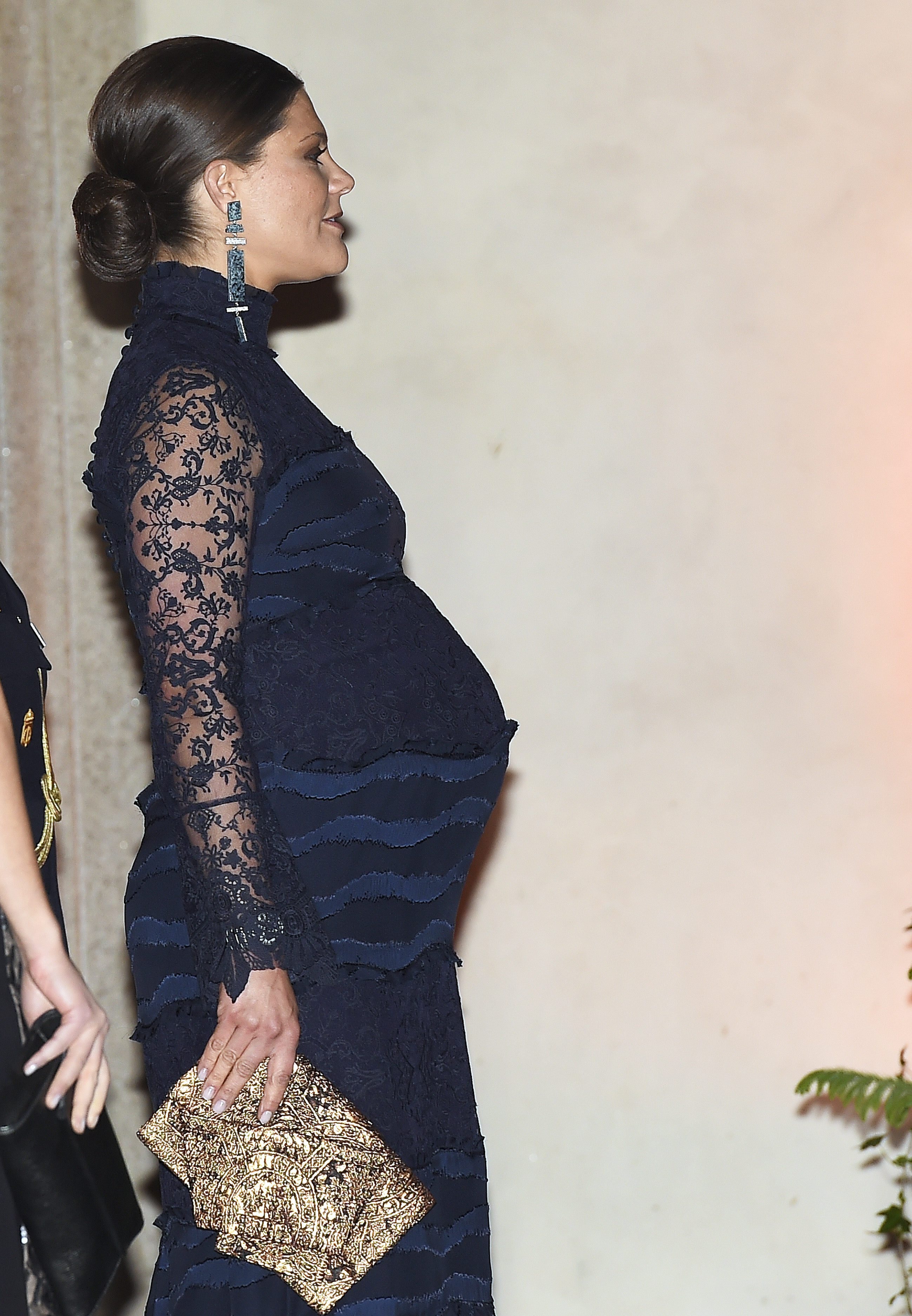 Victoria von Schweden am Ende ihrer Schwangerschaft mit großem Babybauch