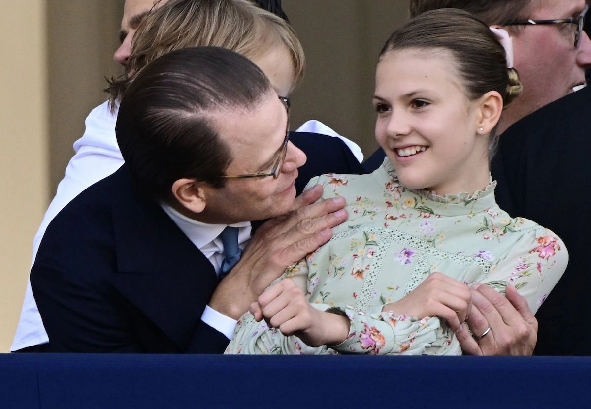 Prinz Daniel mit seiner geliebten Tochter. © IMAGO / TT