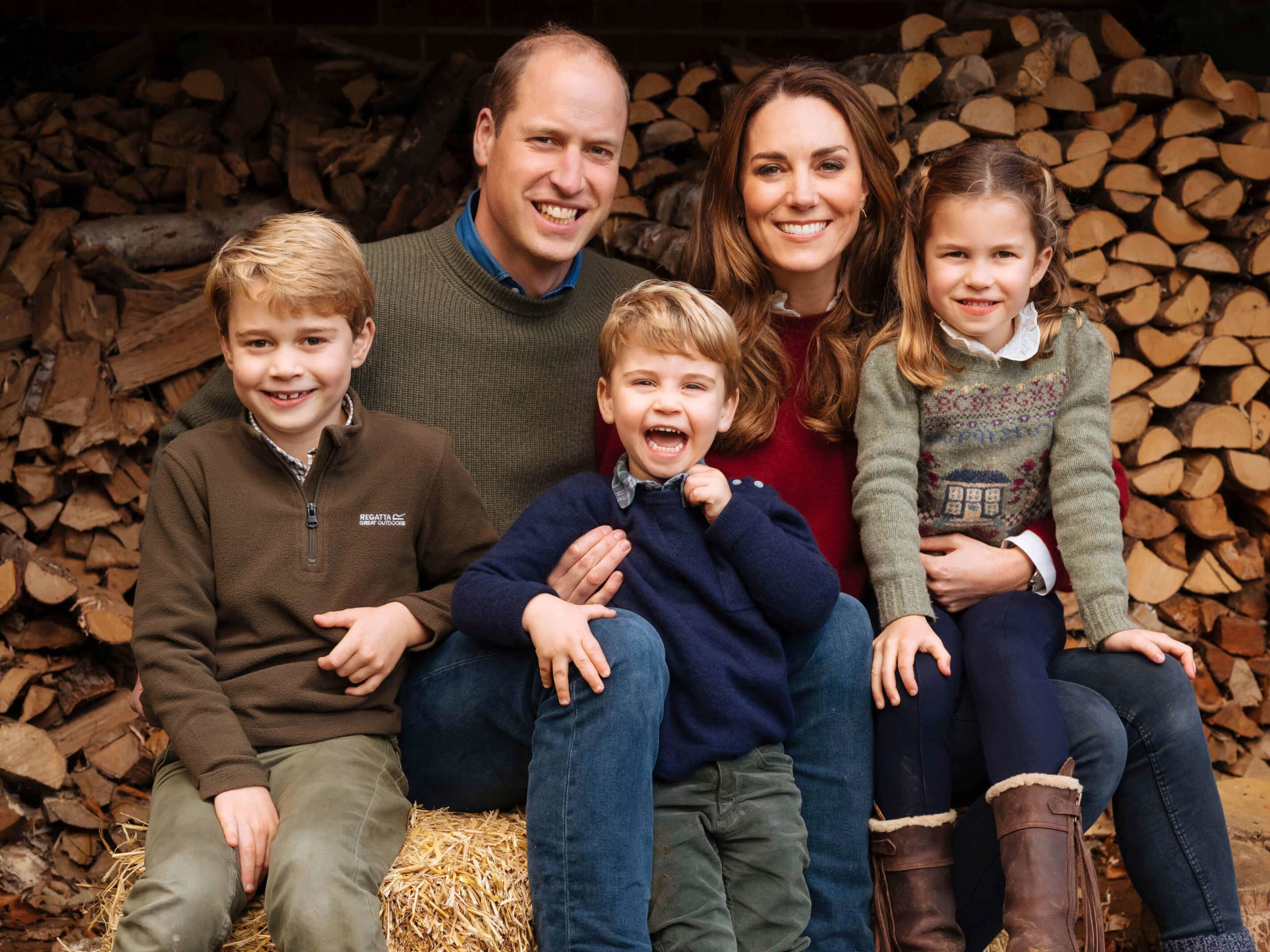 ***ORIGINAL POSTCARD***PRINZESSIN KATE-PRINZ WILLIAM-KINDER-Adel-LONDON-2019 
