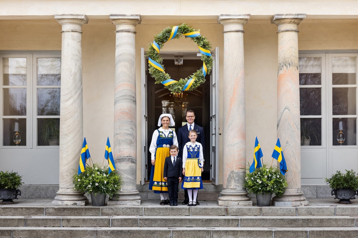 Kronprinzessin Victoria und ihre Familie feiern Nationalfeiertag