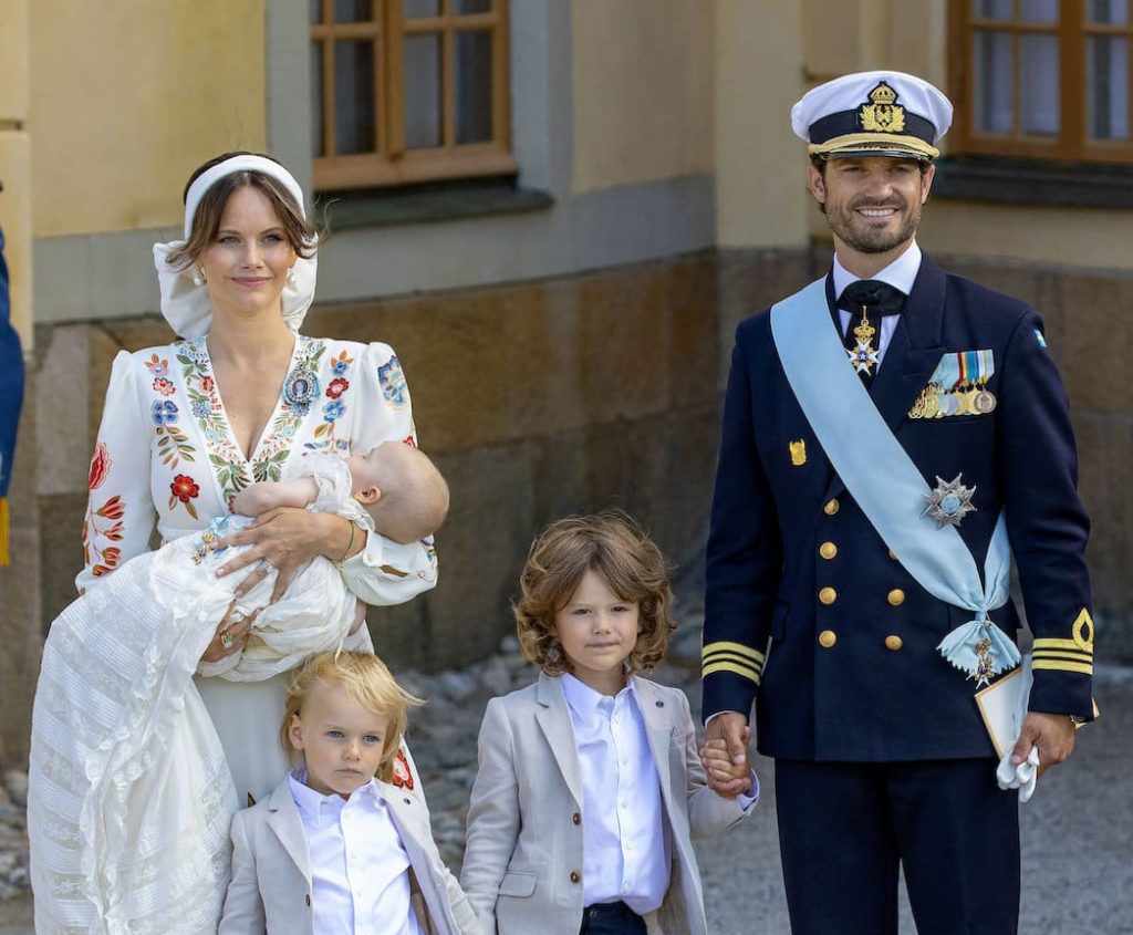 Sofia & Carl Philip von Schweden erinnern bei Taufe an toten Freund