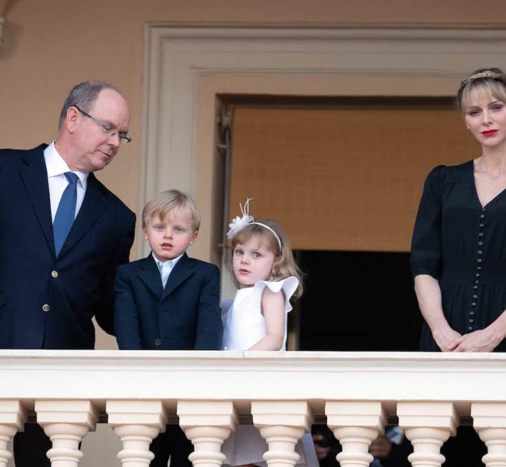 Fürstin Charlène sorgt für schlechte Nachrichten. Die Frau von Fürst Albert wird beim wichtigen Nationalfeiertag in Monaco fehlen.