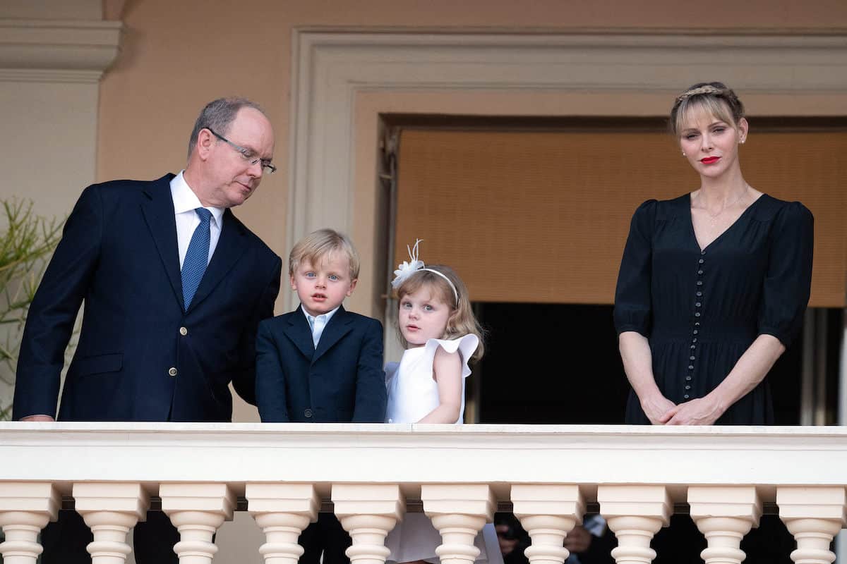 Fürstin Charlène sorgt für schlechte Nachrichten. Die Frau von Fürst Albert wird beim wichtigen Nationalfeiertag in Monaco fehlen.