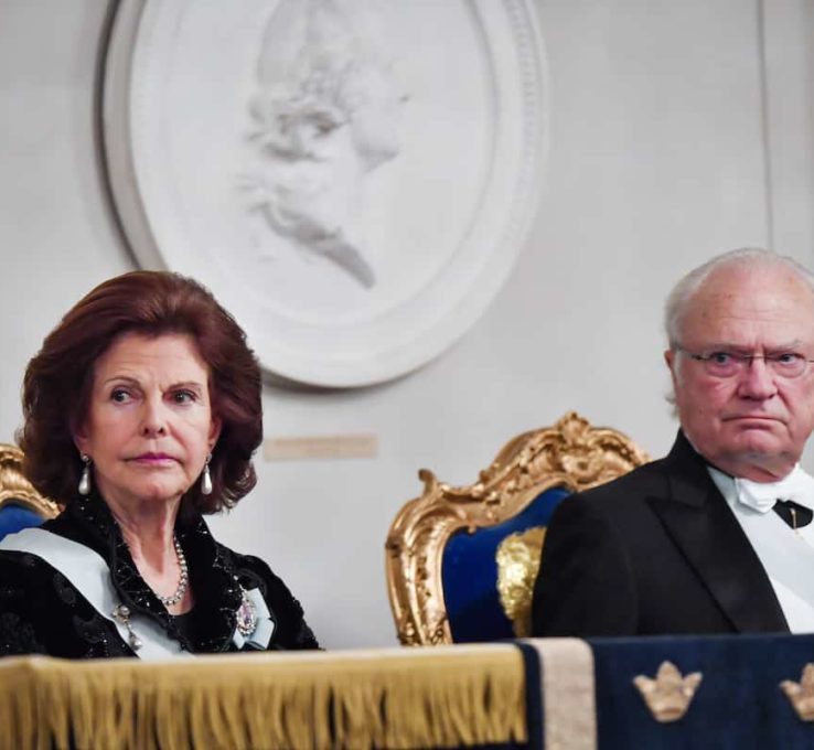 Eilmeldung aus dem schwedischen Königshaus: Königin Silvia und König Carl Gustaf wurde positiv auf Covid-19 getestet.