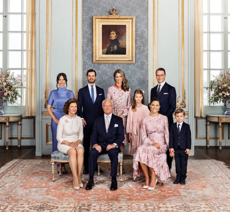 Schwedische Königsfamilie veröffentlicht Dutzende neue Fotos
