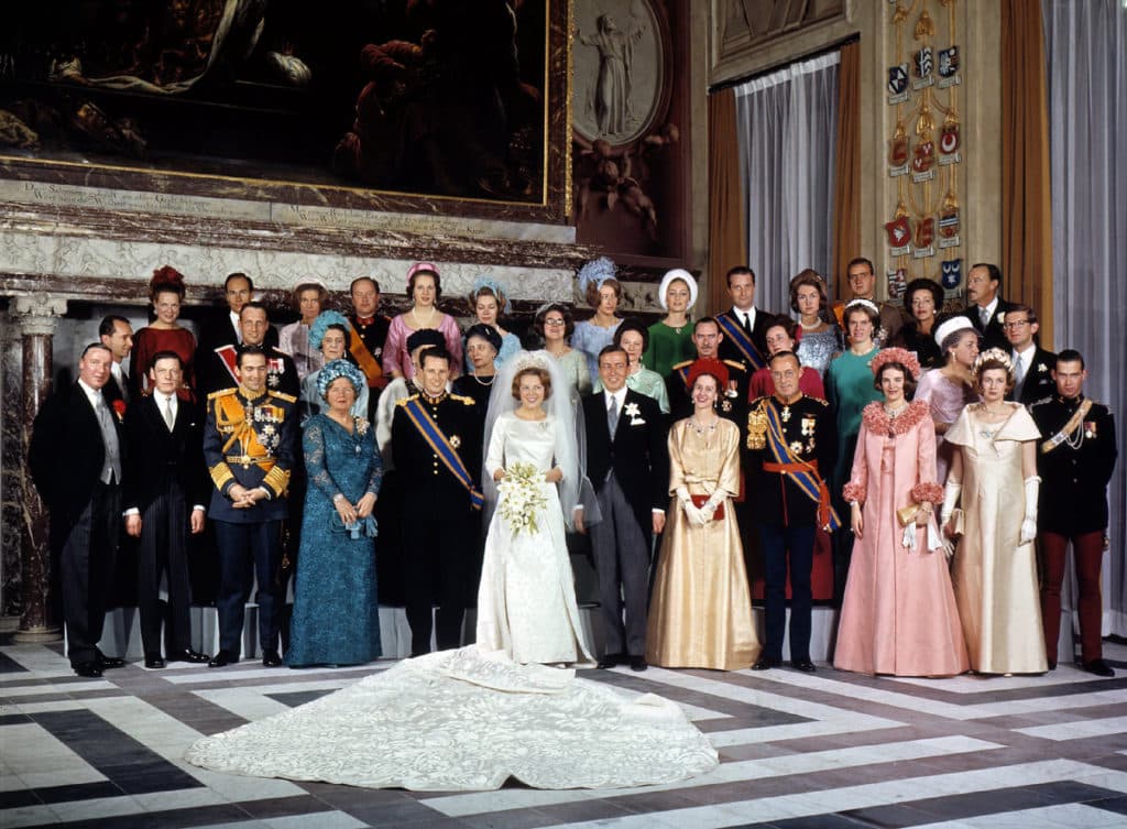 Die niederländische Kronprinzessin Beatrix und der Diplomat Claus von Amsberg haben am 10. März 1966 in Amsterdam geheiratet.
