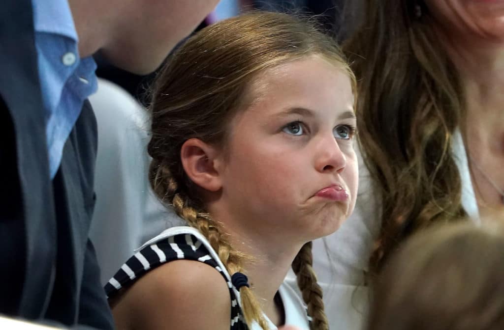 Kleine Royals wie Prinzessin Charlotte zeigen Emotionen.
