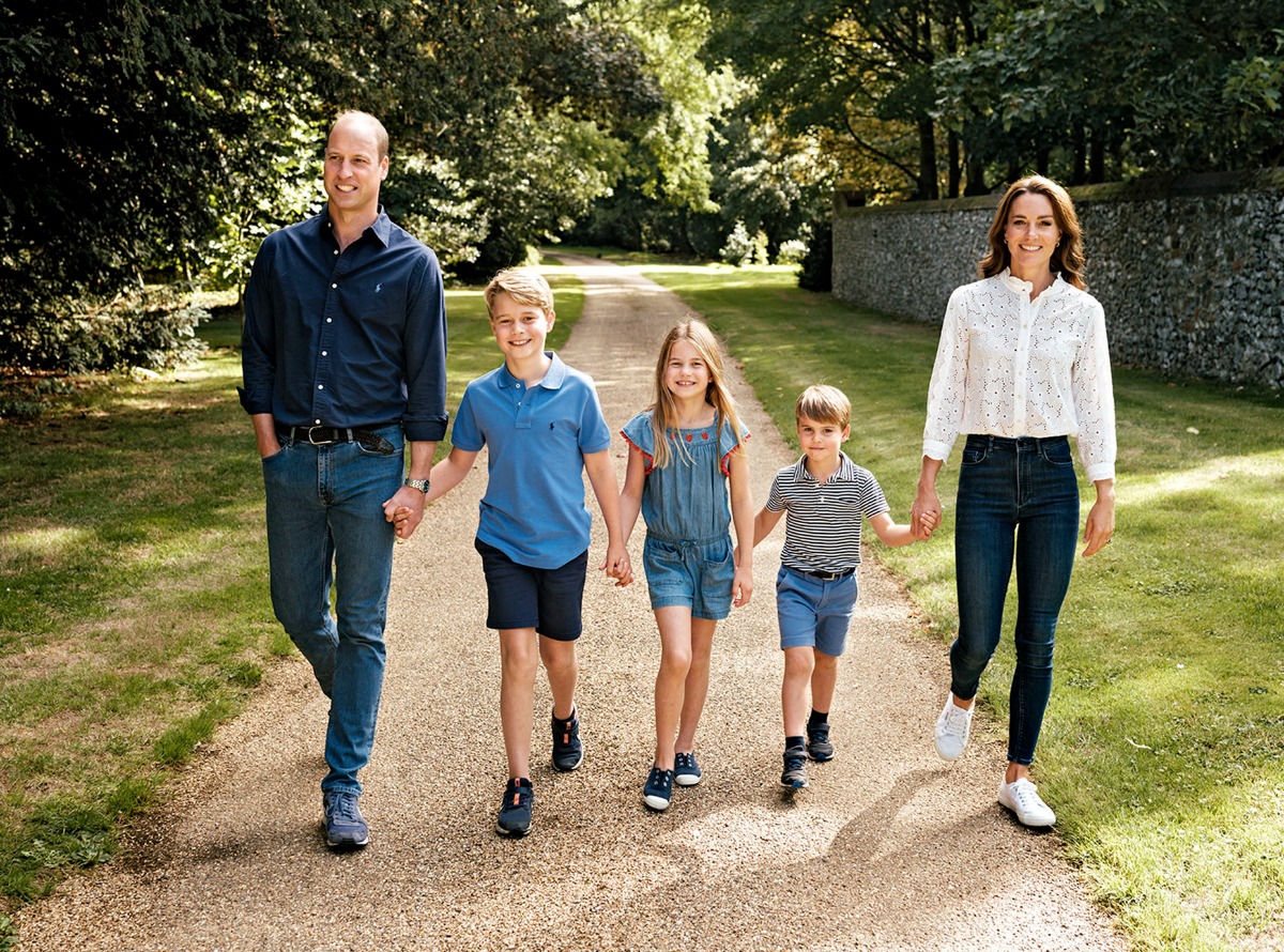 Prinz William und Prinzessin Kate haben ihre Weihnachtskarte veröffentlicht.