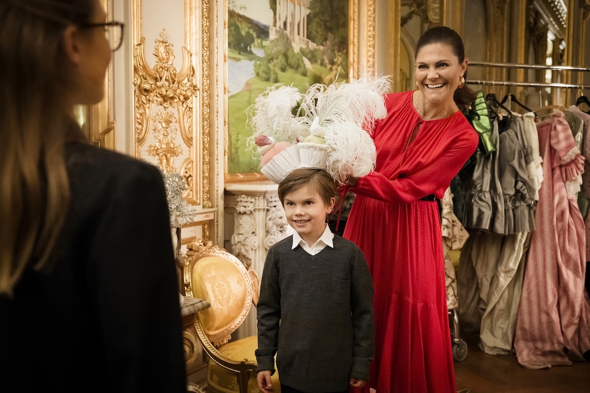 Kronprinzessin Victoria mit Prinz Oscar in der Königlichen Oper