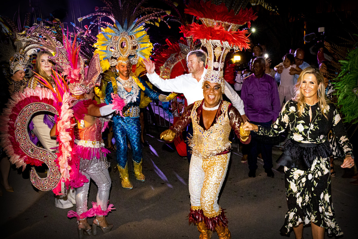Niederländische Royals tanzen Karneval