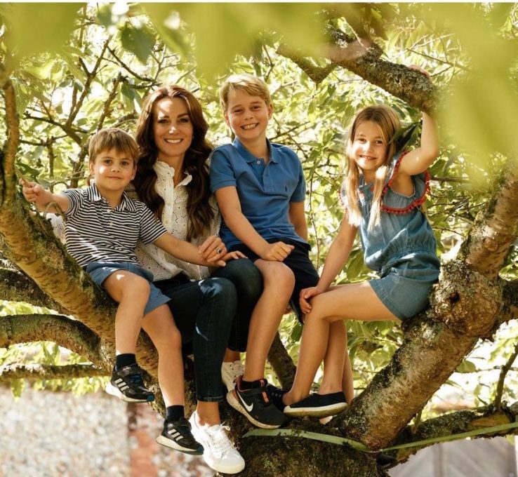 Neues Foto zum Muttertag von Prinzessin Kate und ihren Kindern