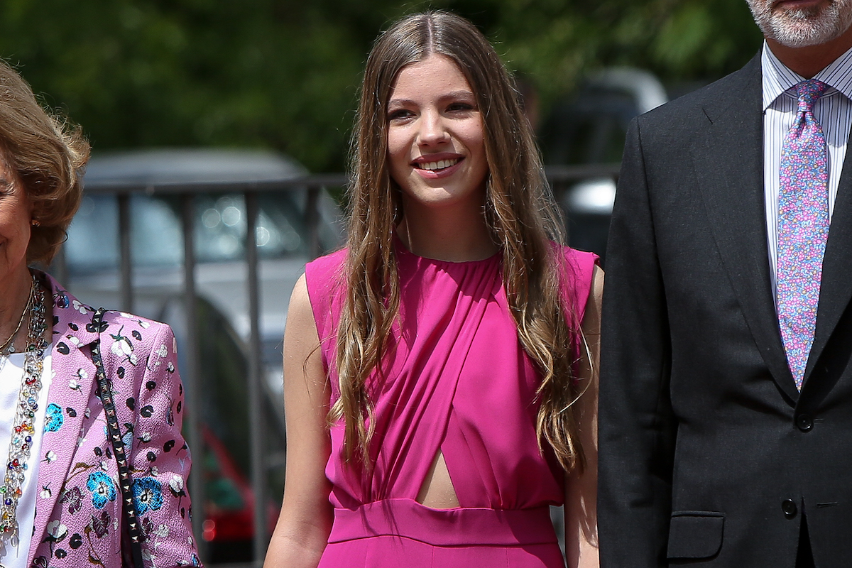 Infanta Sofia feiert Firma in einem gewagten Outfit
