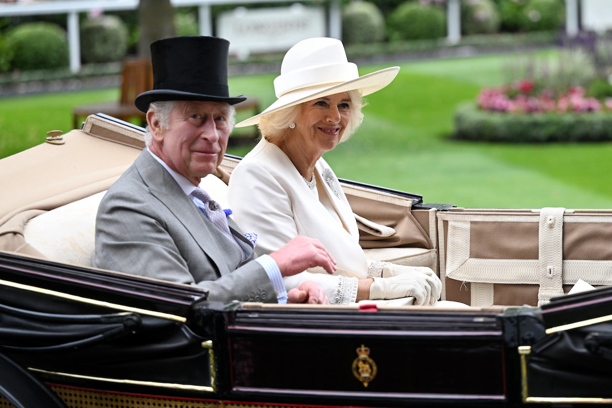 König Charles und Königin Camilla in Ascot