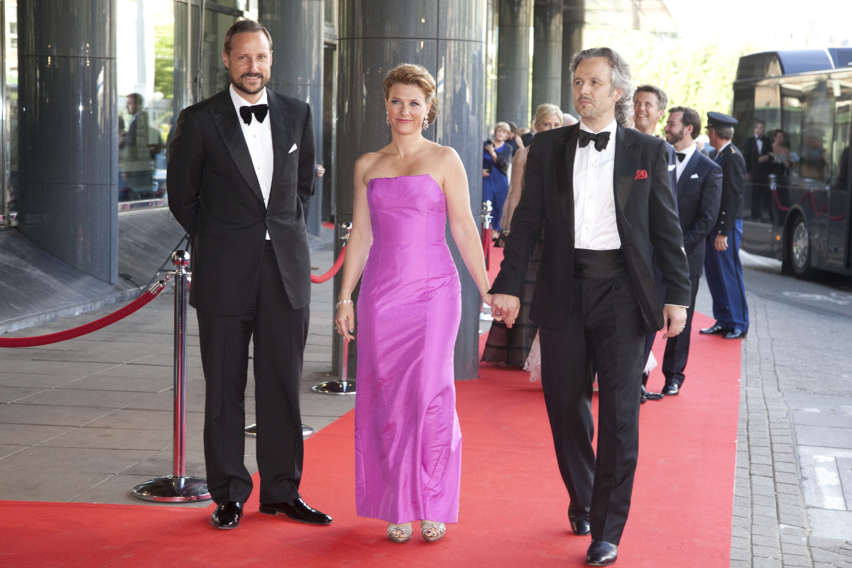 Kronprinz Haakon mit Prinzessin Märtha Louise und Ari Behn