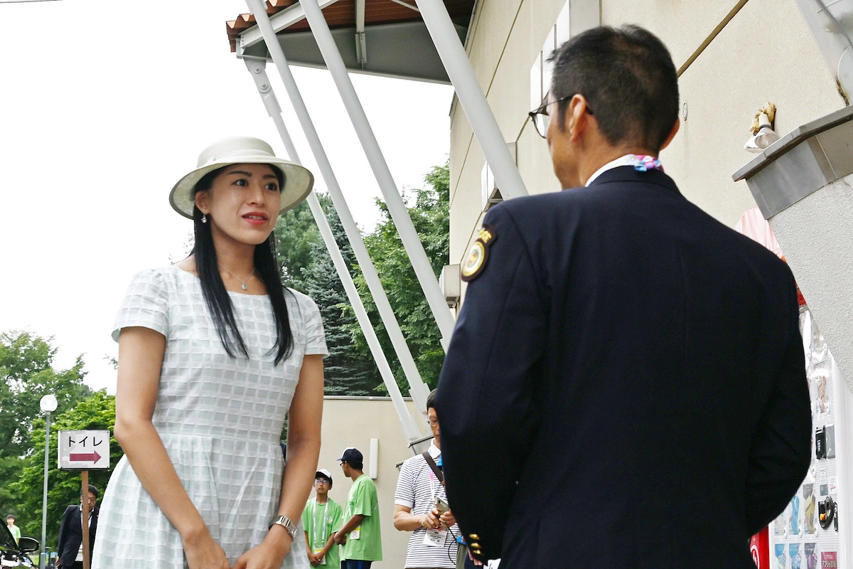 10. August 2023: Prinzessin Tsuguko besucht das Obihiro-no-mori-Stadion im nordjapansichen Obihiro. © picture alliance/dpa/POOL Tokachi Mainichi Newspaper | Pool