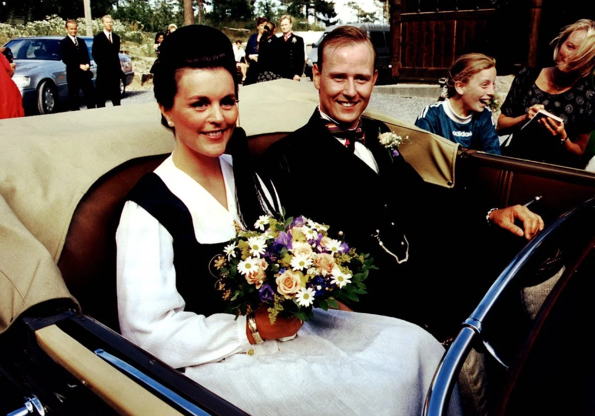 Alexandra Ferner und Margret Gudmundsdottir bei ihrer Hochzeit am 27. Juli 1996.