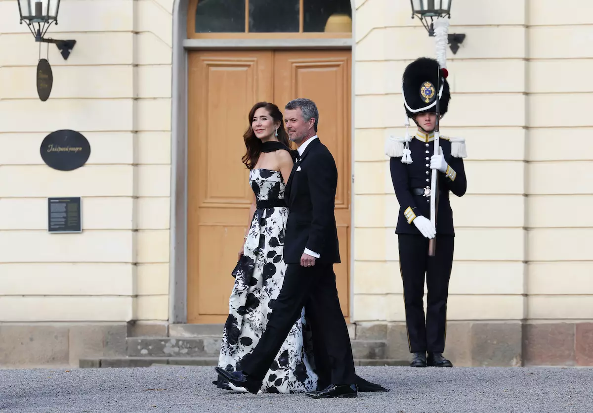 Kronprinzessin Mary und Kronprinz Frederik beim Thronjubiläum von König Carl Gustaf