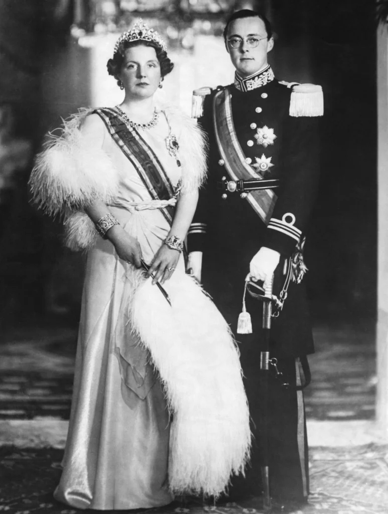 Prinzessin Juliana, die von 1948 bis 1980 Königin der Niederlande war, und ihr Ehemann Prinz Bernhard.