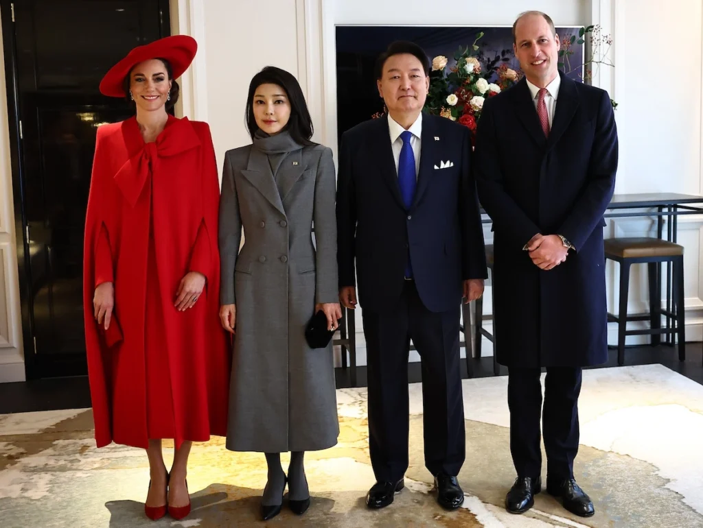 Prinzessin Kate und Prinz William mit Yoon Suk Yeol und seiner Frau Kim Keon Hee im Novemer 2023