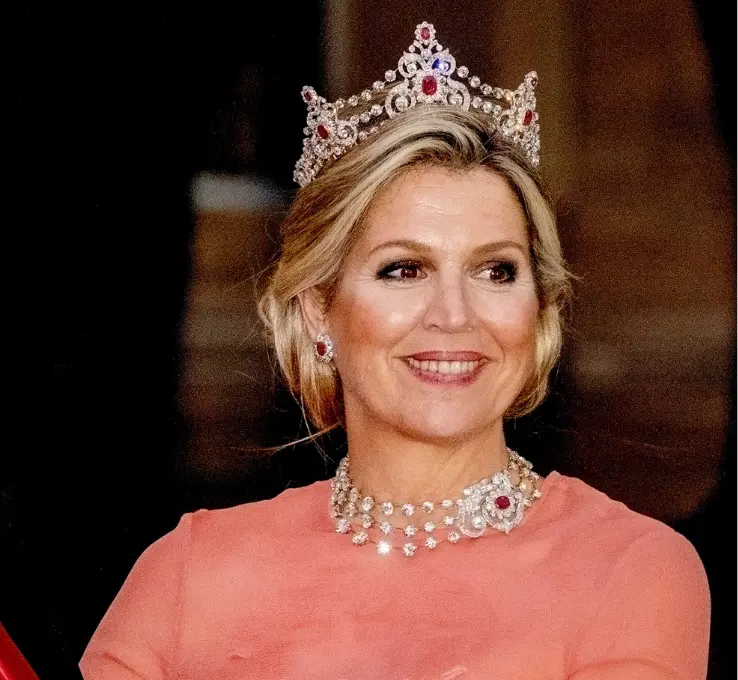 Königin Maxima und ihre Rubinen -Tiara