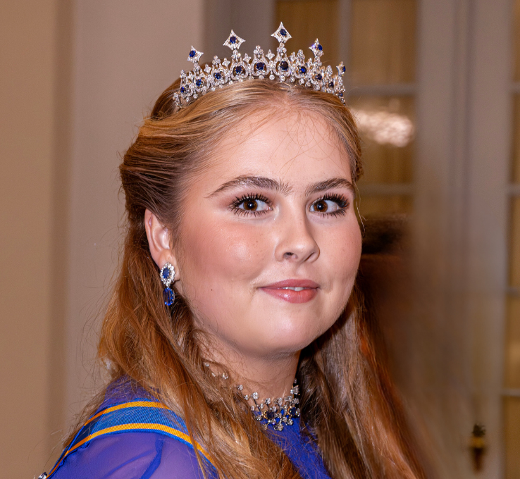 Creative Sapphire Tiara von Prinzessin Amalia