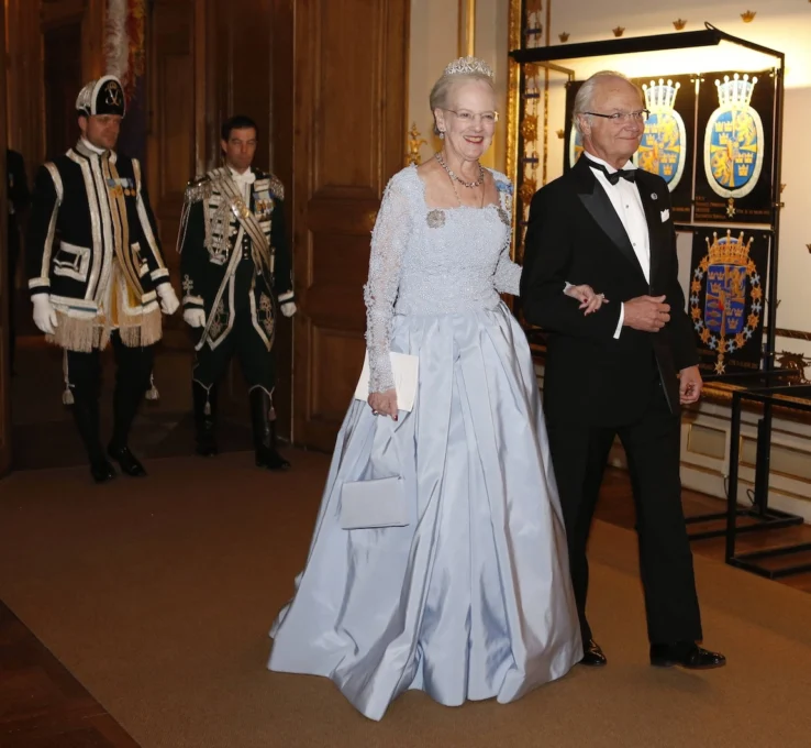 König Carl Gustaf widmet seiner Cousine Königin Margrethe Zeilen zum Throhnwechsel