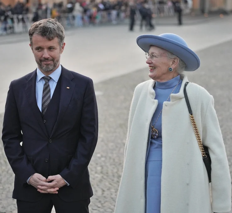 Königin Margrethe weihte Kronprinz Frederik erst drei Tage vorher in ihre Entscheidung ein