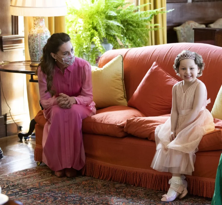 Prinzessin Kate und Mila im Mai 2021. © IMAGO / i Images