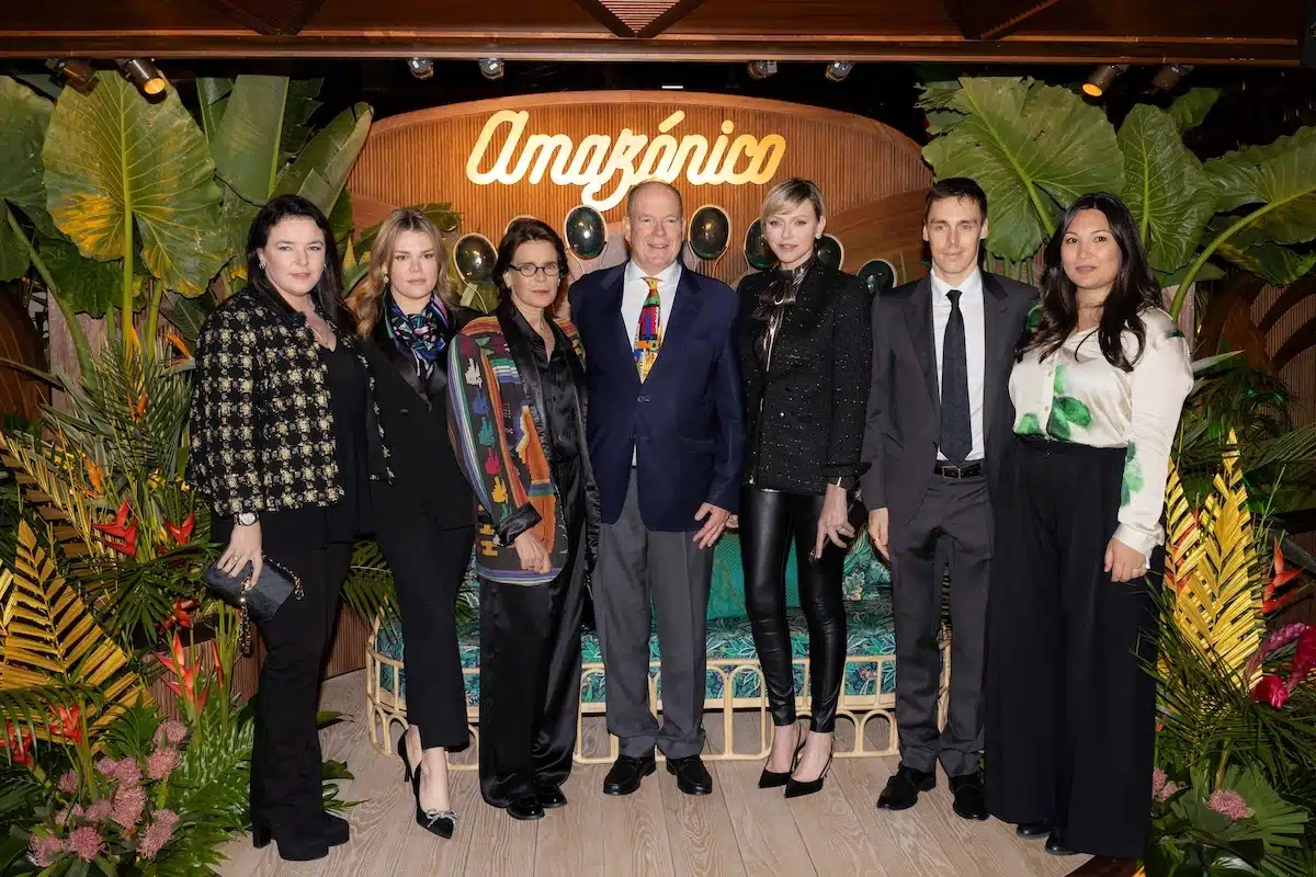 Fürstin Charlène und die Fürstenfamilie bei der Eröffnung von Amazonico Monte-Carlo