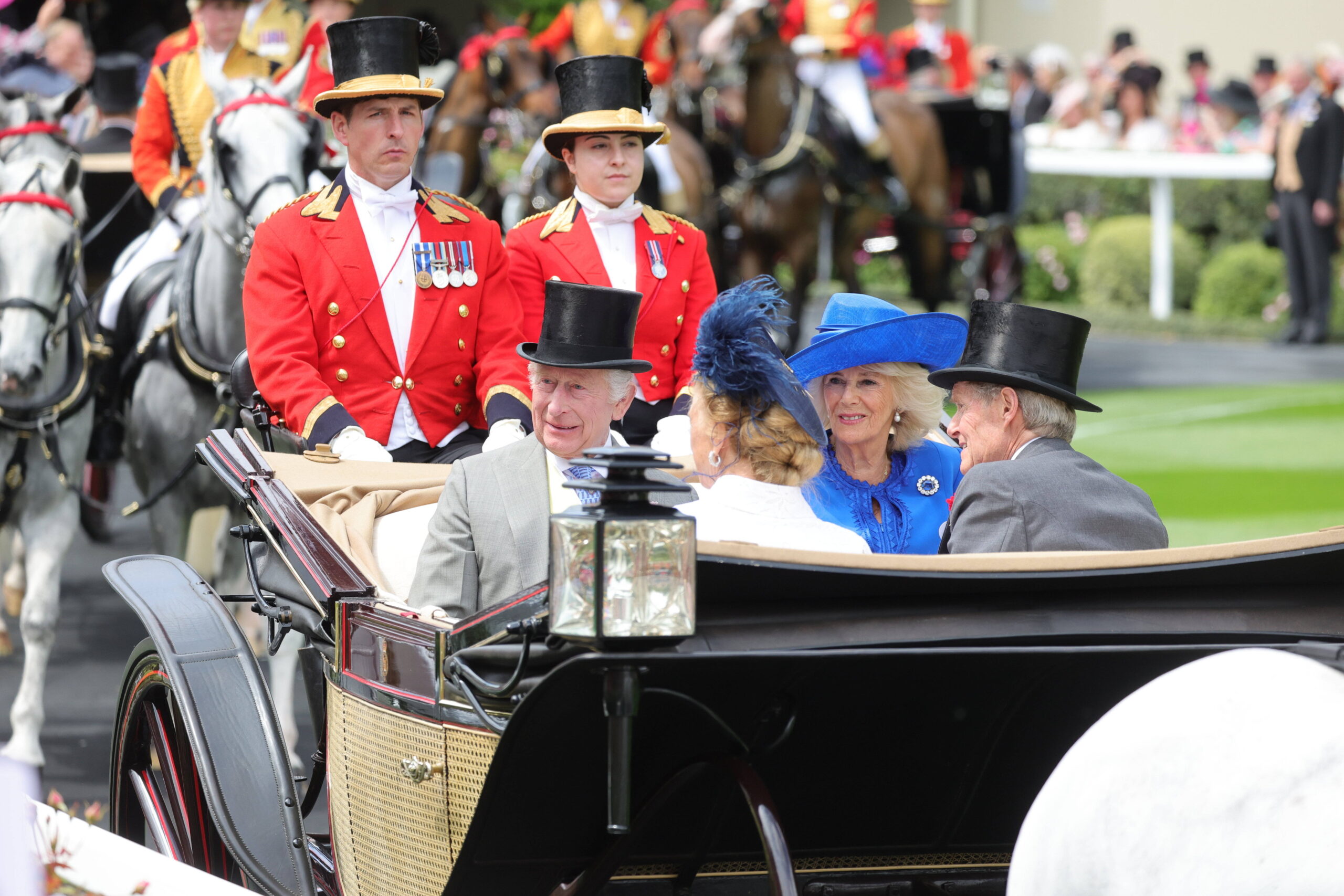 Bilder der Royals in Ascot