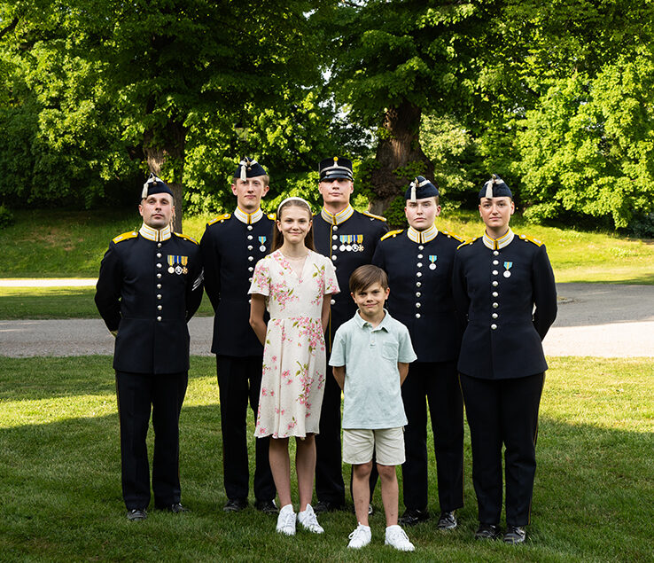 Prinzessin Estelle und Prinz Oscar von Schweden üben für den Nationalfeiertag