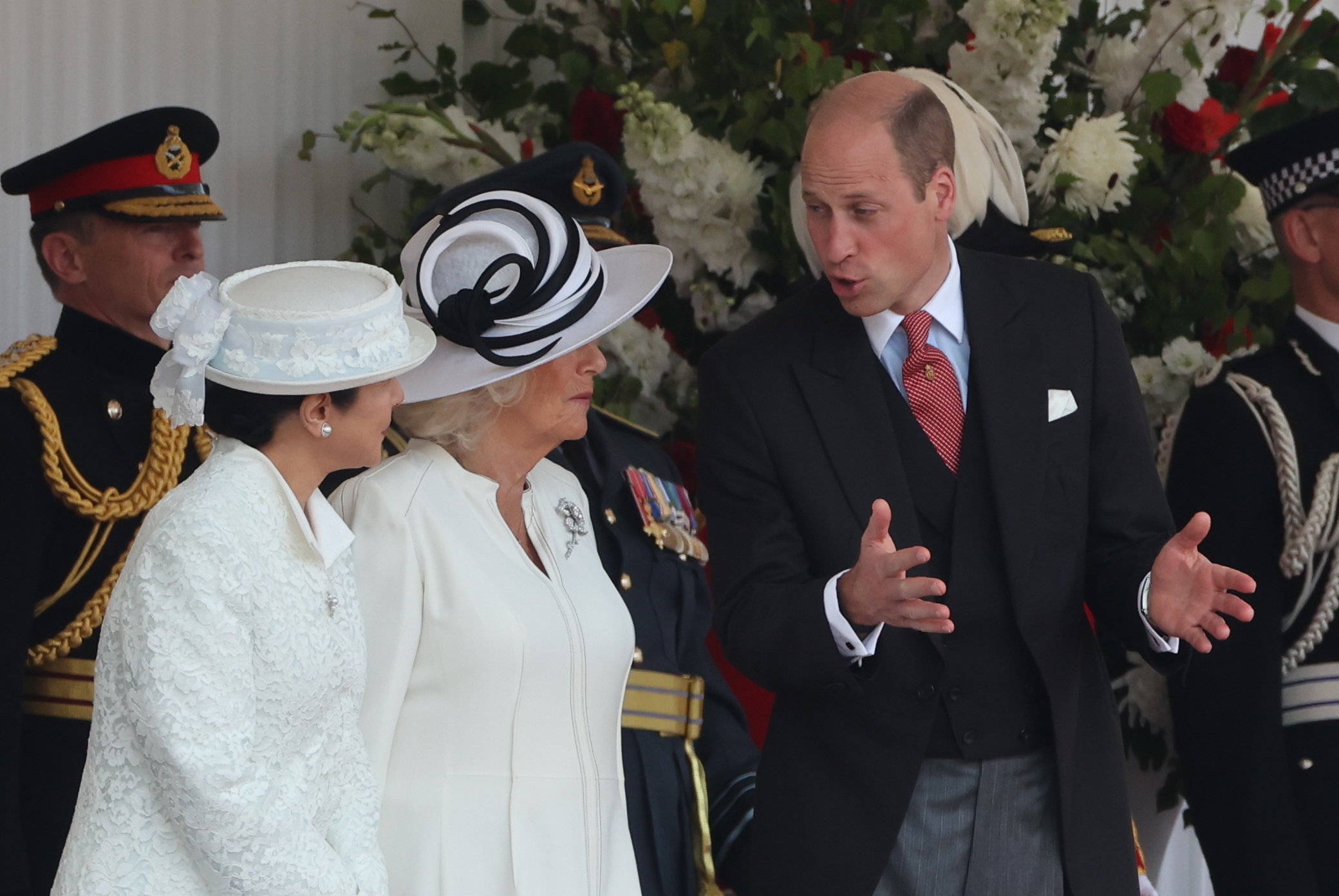 Prinz William mit Kaiserin Masako und Königin Camilla