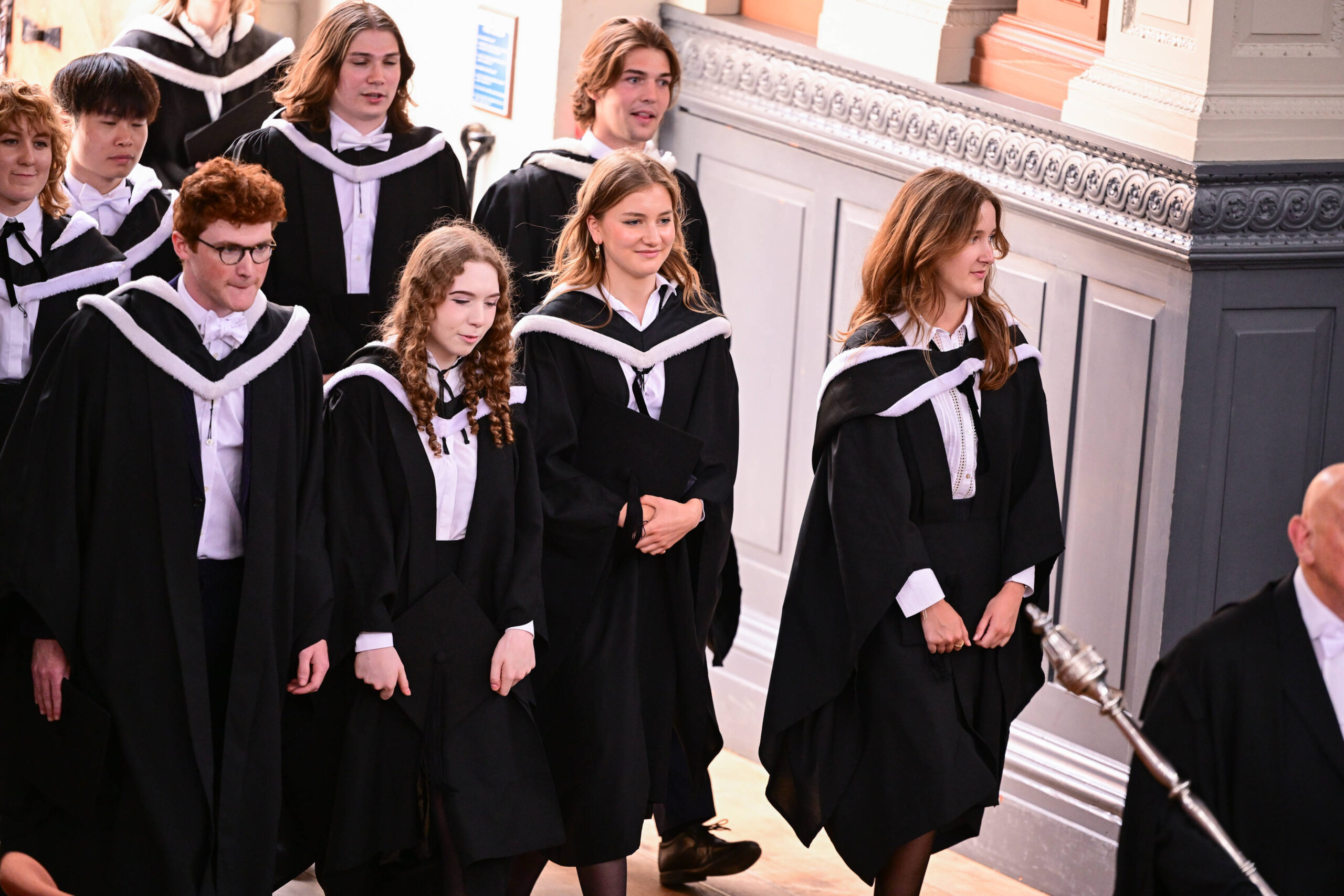 23. Juli 2024: Prinzessin Elisabeth besucht ihre Abschlussfeier der Universität Oxford im Sheldonian Theatre in Oxford. Drei Jahre hat sie dort Geschichte und Politik studiert. © IMAGO / PPE