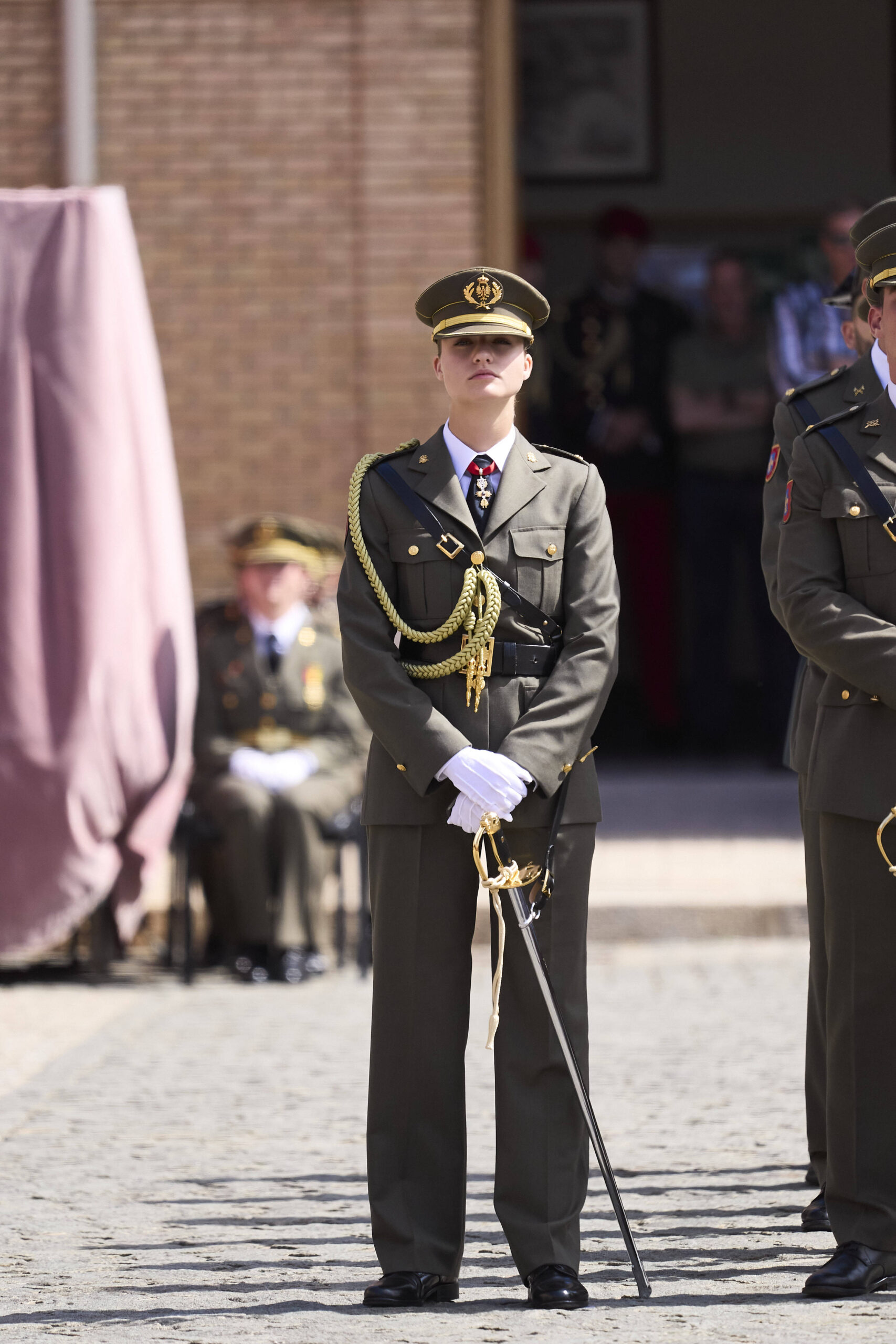 Prinzessin Leonor von Spanien in Militäruniform