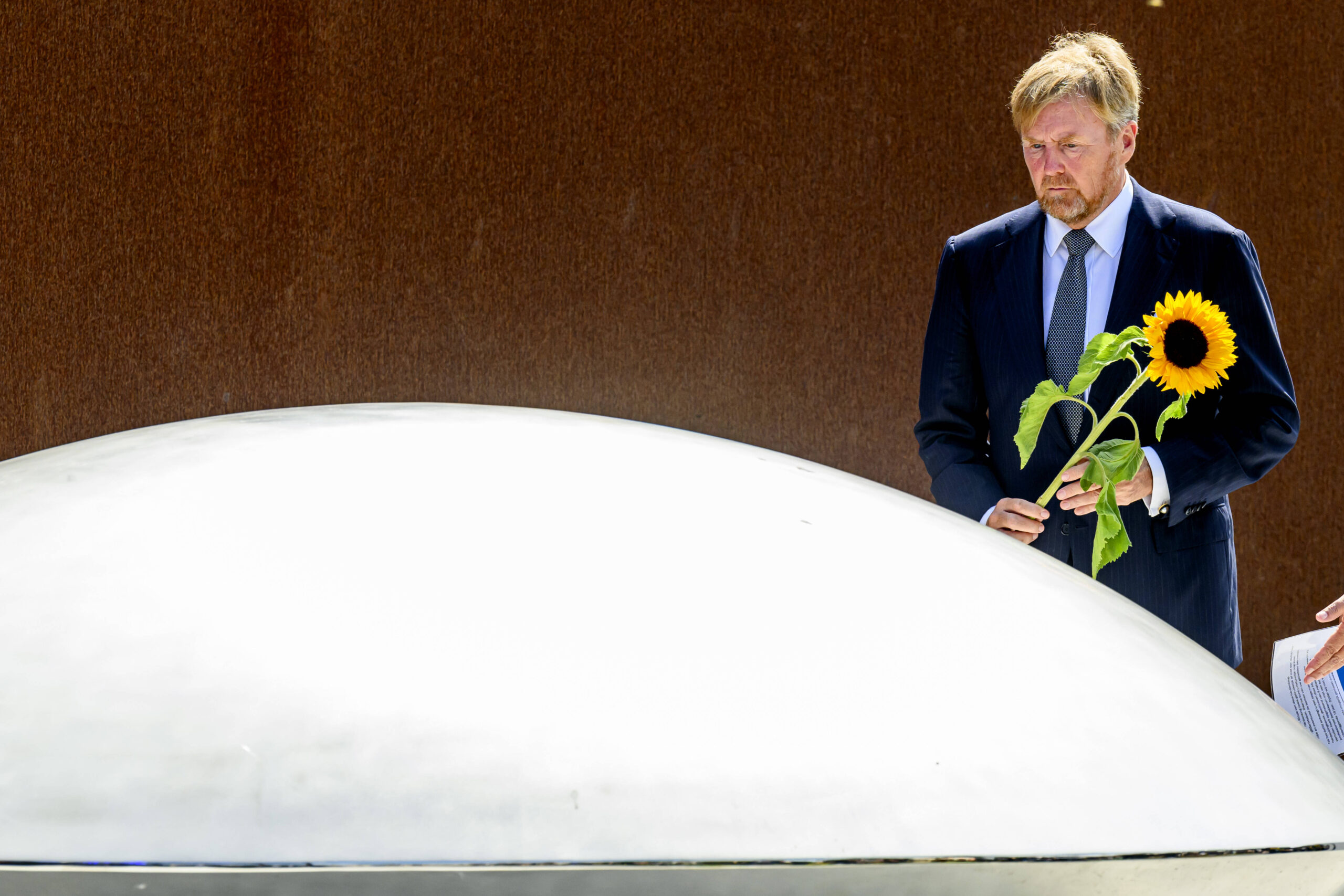 König Willem-Alexander trauert um die Opfer des Fluges MH17 