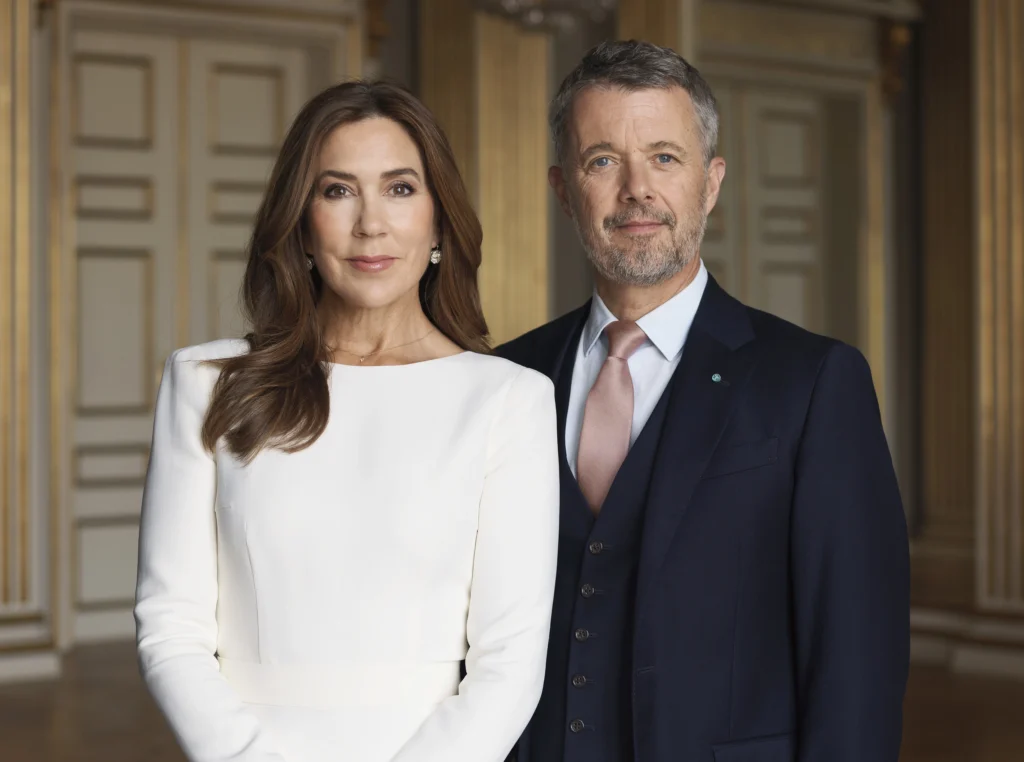 Das dänische Königspaar Mary und Frederik zeigt sich gemeinsam auf einem neuen Foto