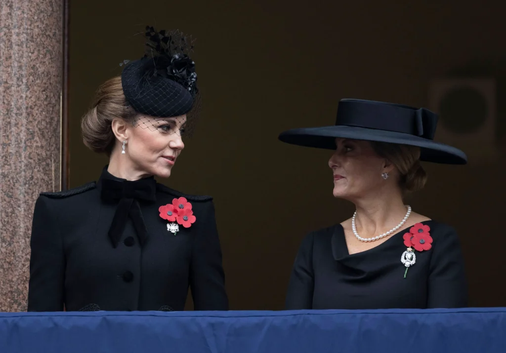 Darüber sprachen Prinzessin Kate und Herzogin Sophie auf dem Balkon